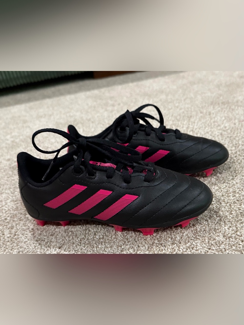 Adidas Girls Soccer Cleats - Picture 5 of 6